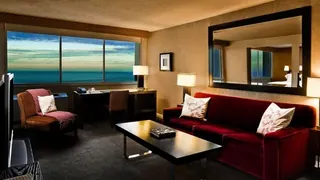 W Chicago Lakeshore Hotel