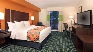 Fairfield Inn & Suites San Diego Old Town