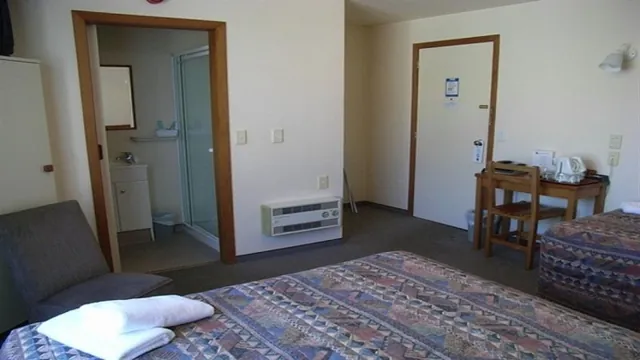 Beachfront Hotel Hokitika photo 3