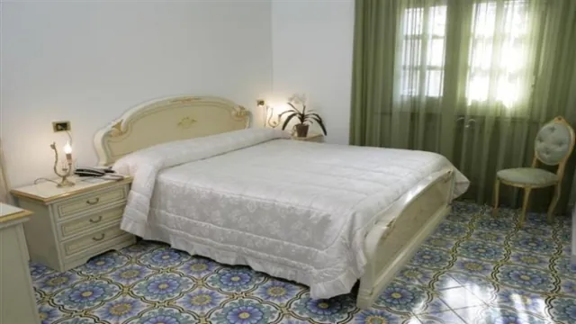 Grand Paradiso Art Hotel Sorrento photo 2