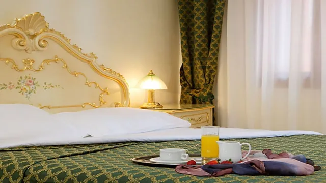 Albergo Commercio & Pellegrino Hotel Venice photo 1