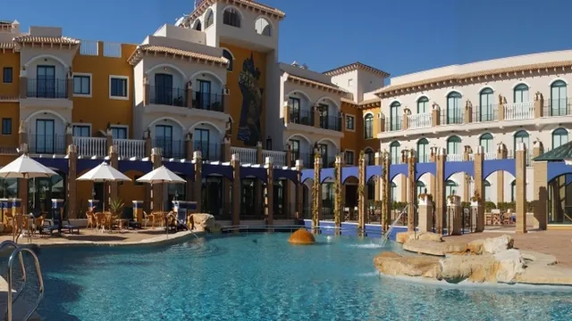 La Laguna Spa & Golf Hotel Rojales photo 3