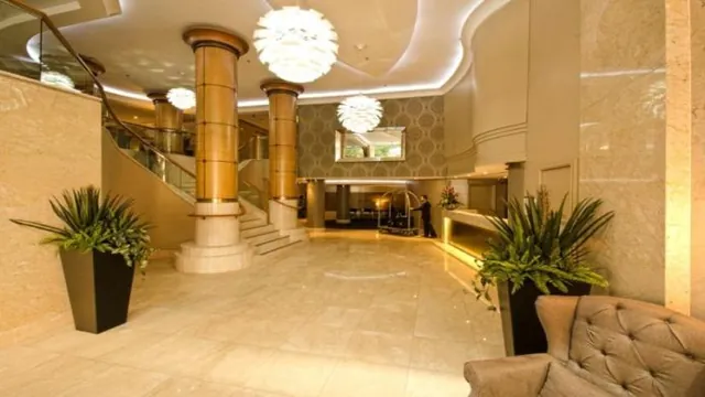 Radisson Hotel & Suites Sydney photo 2