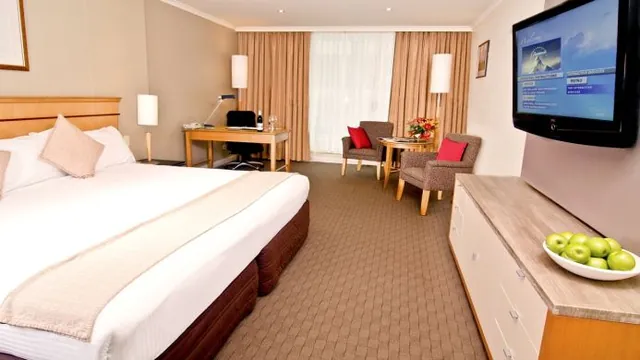 Radisson Hotel & Suites Sydney photo 3