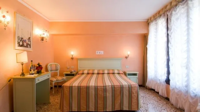 Firenze Hotel Venice photo 2