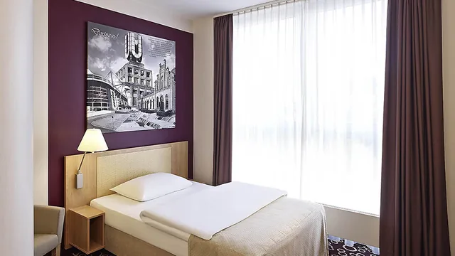 Berjaya Singapore Hotel photo 9