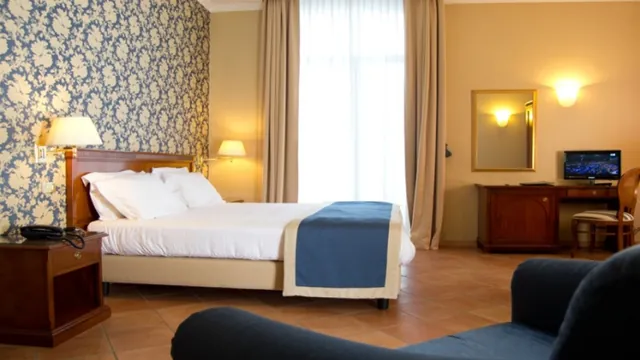 Hotel Nesis Naples photo 5