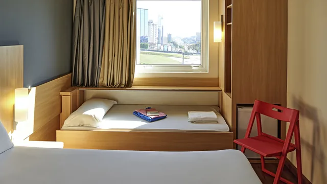 Days Inn by Wyndham Lamont photo 6