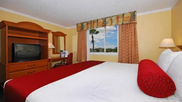 Best Western Plus Fort Myers Inn & Suites photo 1