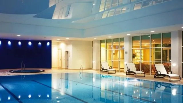 Regency Park Hotel Thatcham photo 4