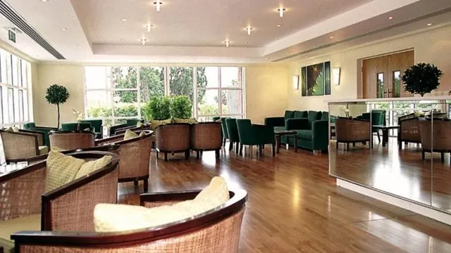 Regency Park Hotel Thatcham photo 6