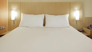 Ibis Cardiff