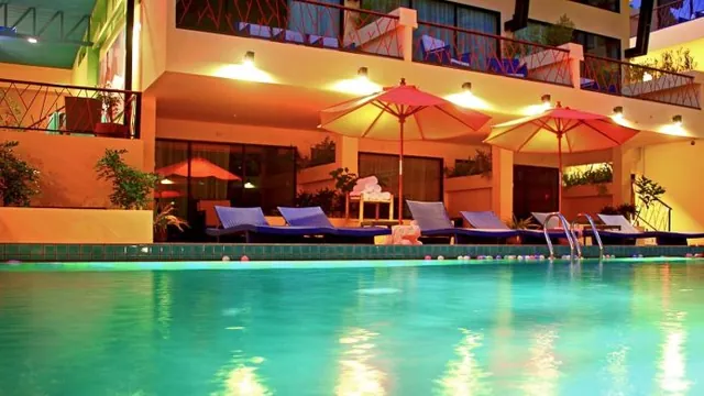CC's Hideaway Hotel photo 2