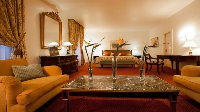 Hotel Bristol Geneva photo 2