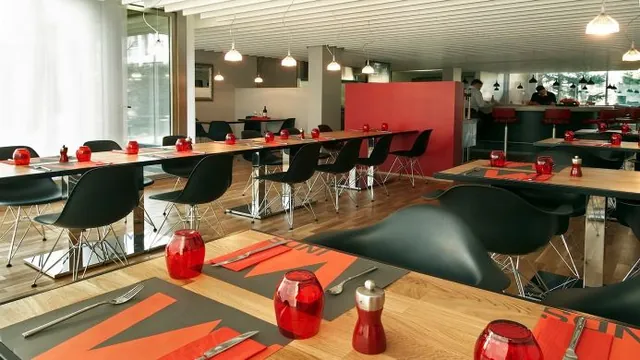 NH Viapol Hotel Seville photo 3