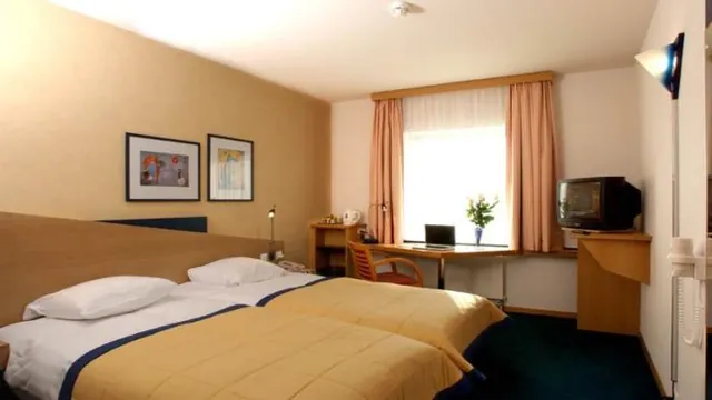 Silken Indautxu Hotel Bilbao photo 3