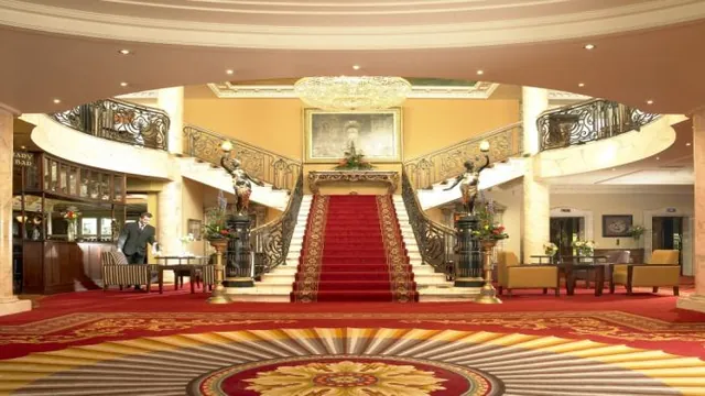 County Arms Hotel Birr photo 2