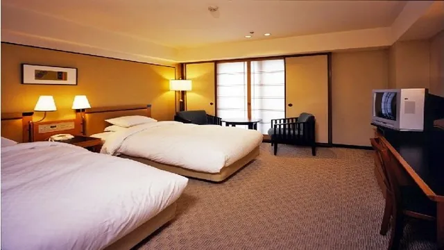 T.F. Royal Hotel & Theatre Castlebar photo 2