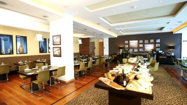 The Bridge Hotel photo 2