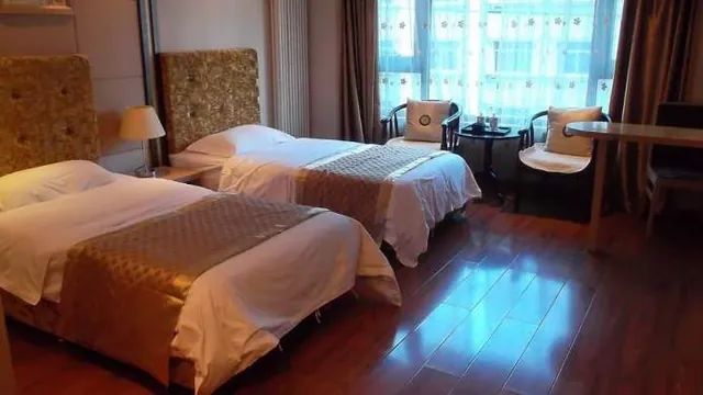 NH Victoria Hotel Granada photo 1