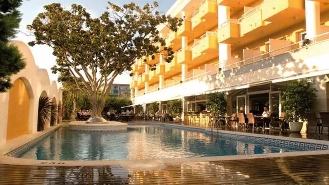 Augusta Club Hotel Lloret de Mar photo 3
