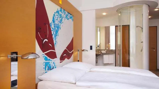 INNSIDE by Melia Berlin photo 2