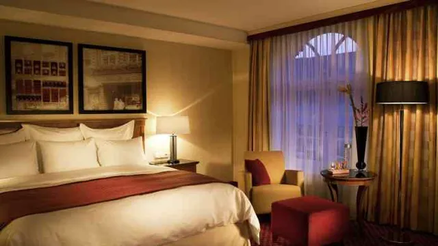 Renaissance Hamburg Hotel photo 2