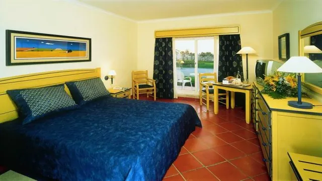 Hotel Vila Gale Clube De Campo Beja photo 2