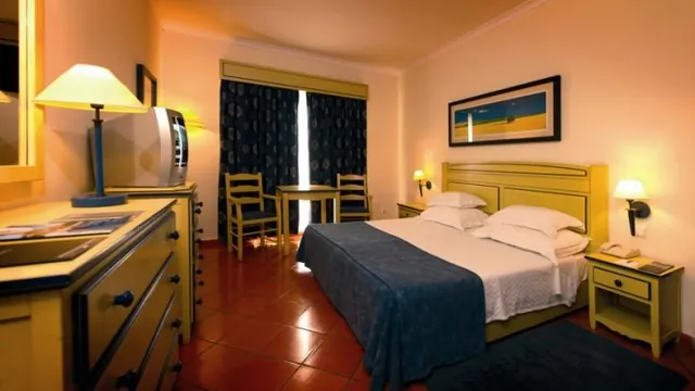 Hotel Vila Gale Clube De Campo Beja photo 3