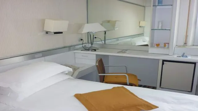NH Ambassador Hotel Naples photo 3