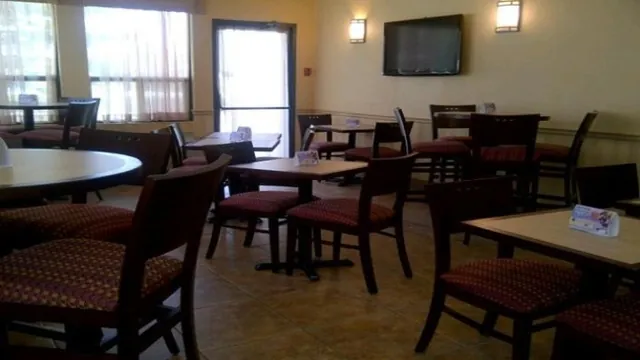 Comfort Inn Niagara Falls Welland photo 3