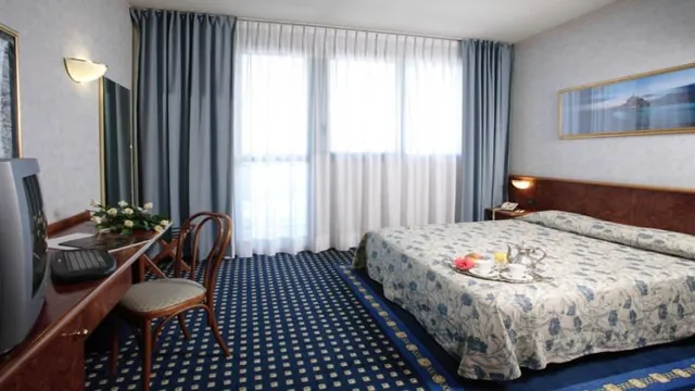 Nettuno Hotel Castel Maggiore photo 4