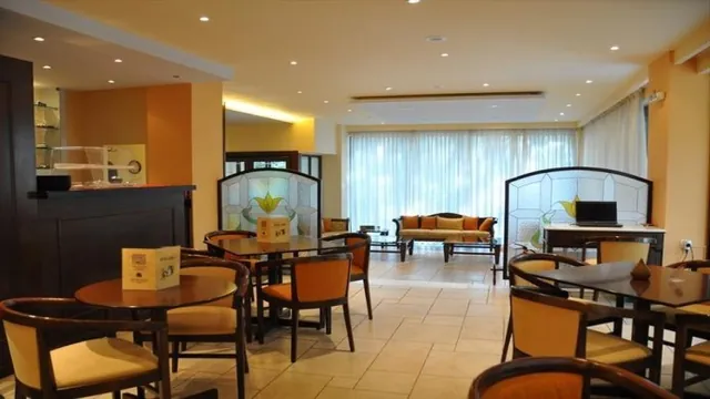 Chris Hotel Athens photo 1