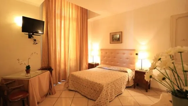 Bovio Suite Hotel Naples photo 1