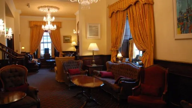 Dingle Benners Hotel photo 2