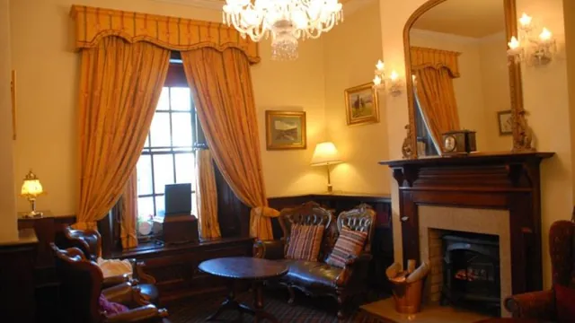 Dingle Benners Hotel photo 3