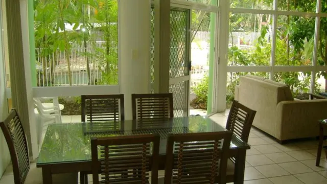 A Tropical Nite Port Douglas photo 4