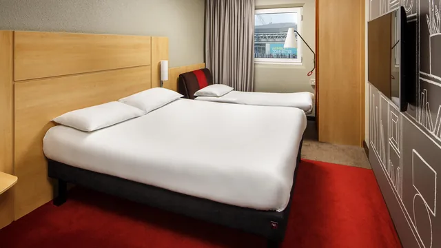 Ibis London Wembley photo 4