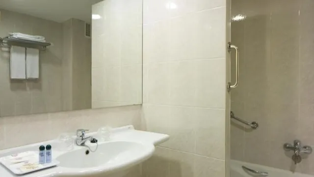 Condes de Haro Hotel Logrono photo 1