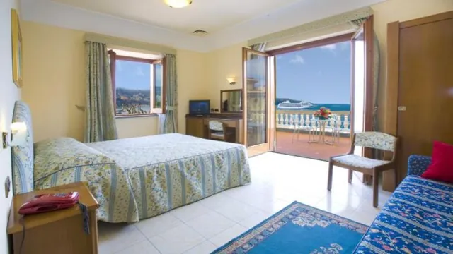 Corallo Hotel Sorrento photo 5