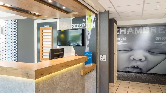 Ibis budget Senlis photo 10