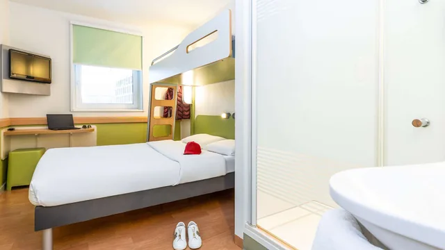 Ibis Zürich City West photo 7