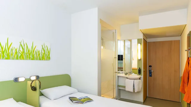 Ibis Zürich City West photo 12
