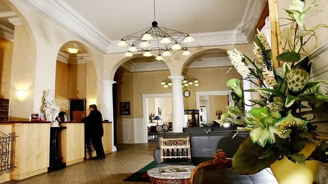 Best Western Continental Hotel Pau photo 4