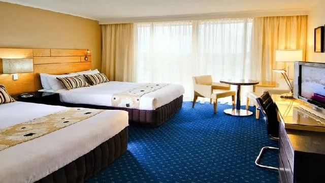 La Quinta Inn & Suites by Wyndham Gainesville photo 3