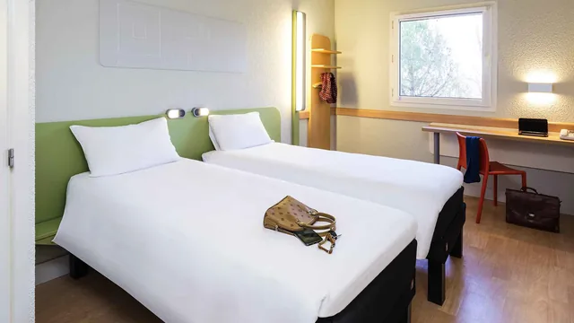 Days Inn by Wyndham New Philadelphia photo 3