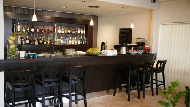 Radisson Suite Hotel Toronto Airport photo 5
