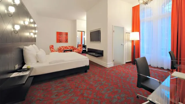Crowne Plaza Hotel Dayton photo 3