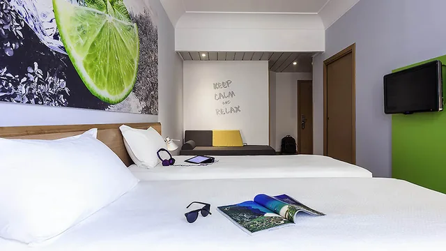 Ibis Styles Napoli Garibaldi photo 9