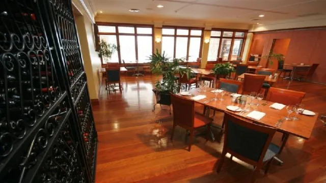 Embassy Suites by Hilton Charlotte Ayrsley photo 3